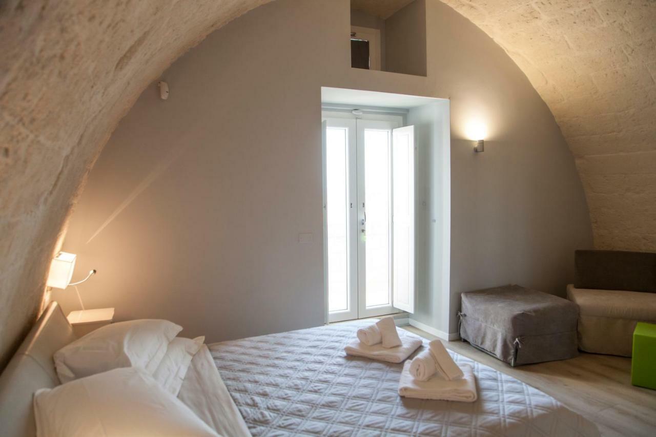 Tenuta Danesi - Camere - Appartamenti - Bubble Room 马泰拉 外观 照片